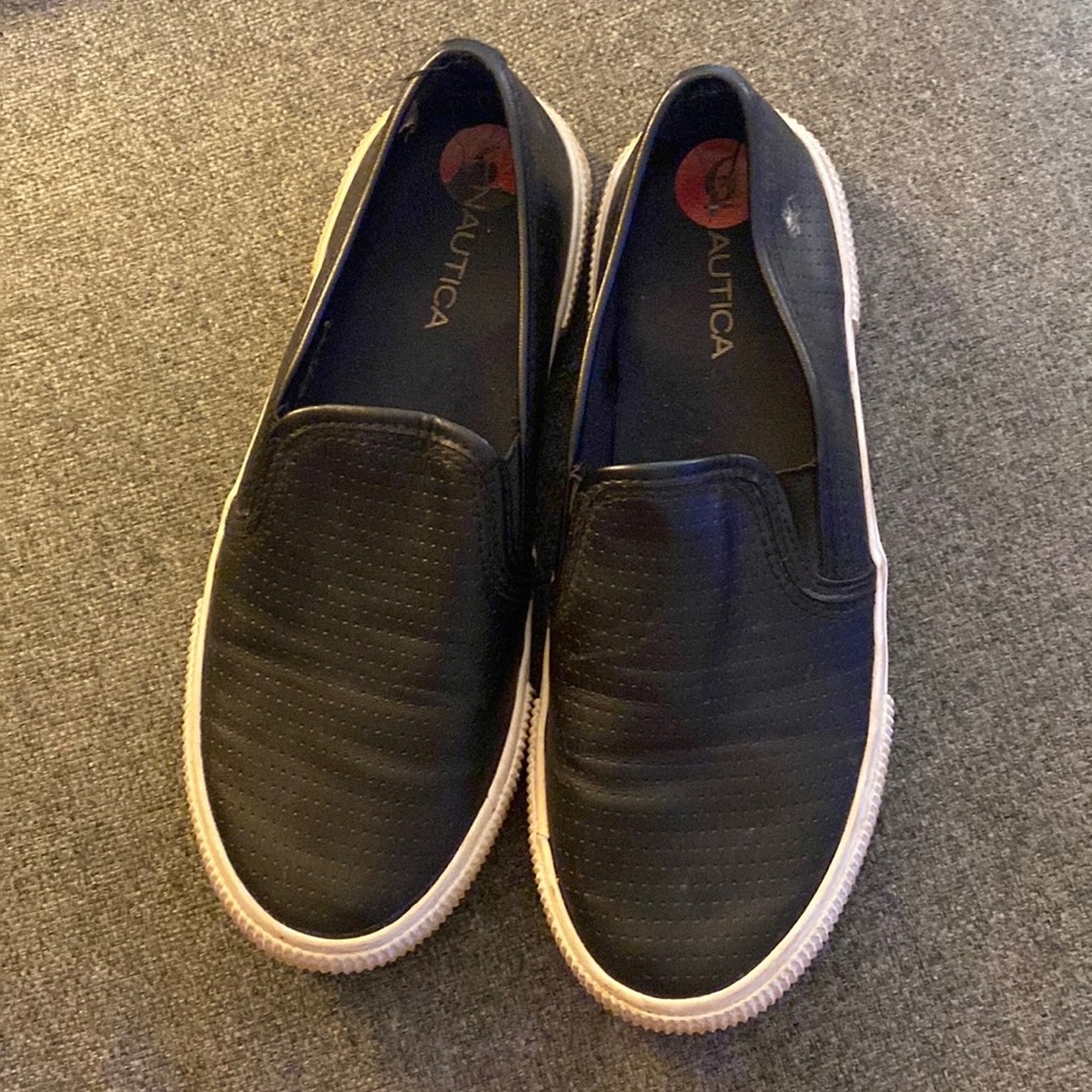 Nautica slipons